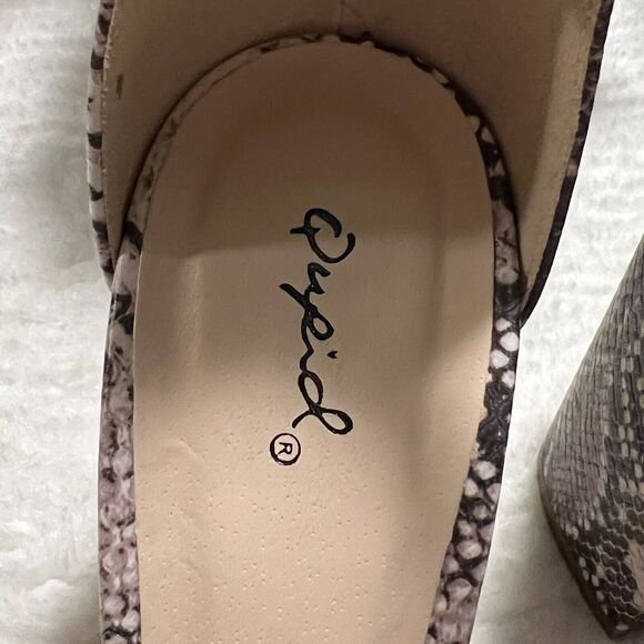 Qupid Snake Embossed Open Toe Chunky Block Heel Sandals Size US 9 UK 7 EU 40 - Picture 9 of 9